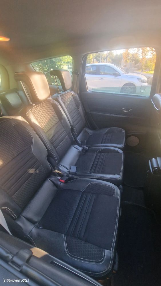 Renault Grand Scénic 1.5 dCi Bose Edition EDC SS - 19