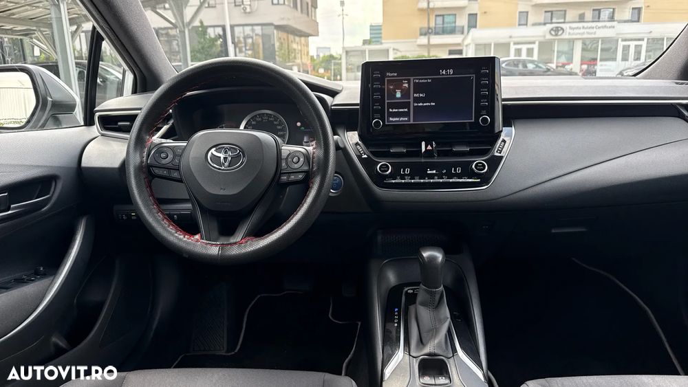Toyota Corolla 1.8 HSD Eco - 33