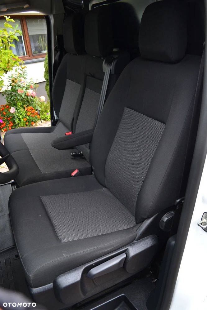 Opel Vivaro - 33