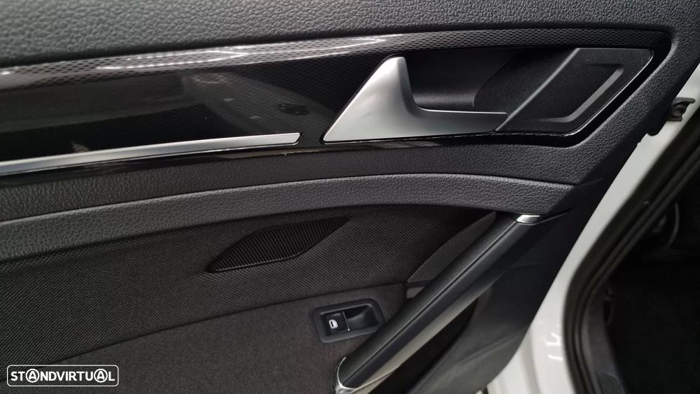 VW Golf 1.4 GTE Plug-in - 51