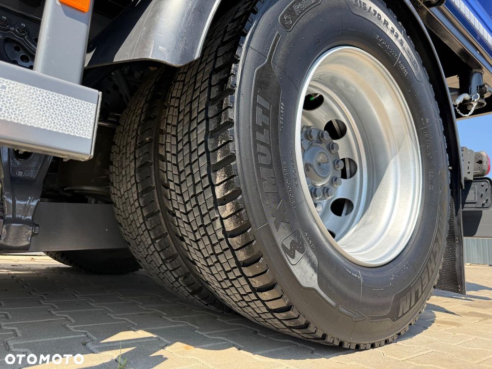 Mercedes-Benz Antos Actros Arocs 1843 // Wywrotka 3 - stronna // Klimatyzacja // Hak do przyczepy // Plandeka osłaniająca ładunek // Blokada mostu // Euro 6 - 22