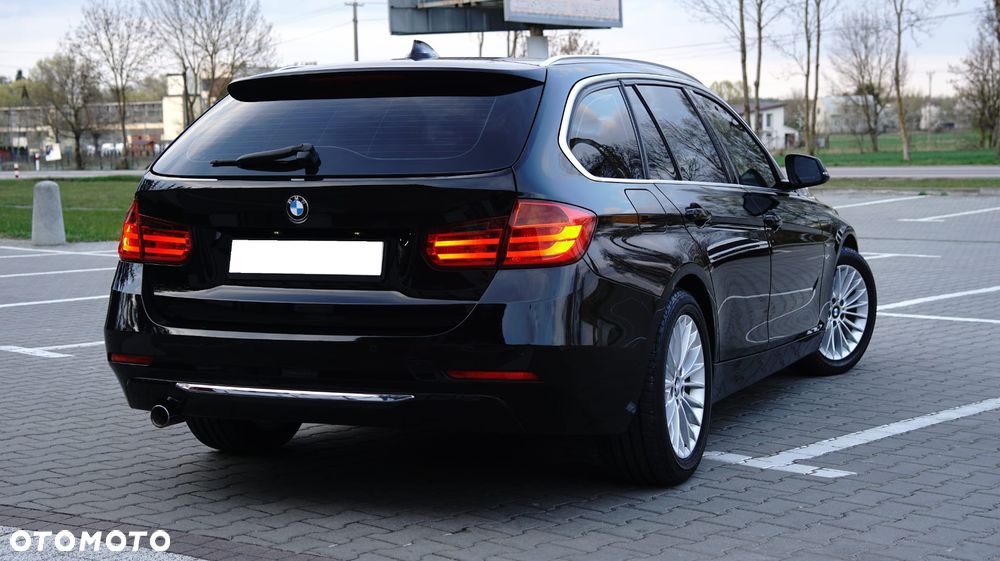 BMW Seria 3 318d Luxury Line - 9