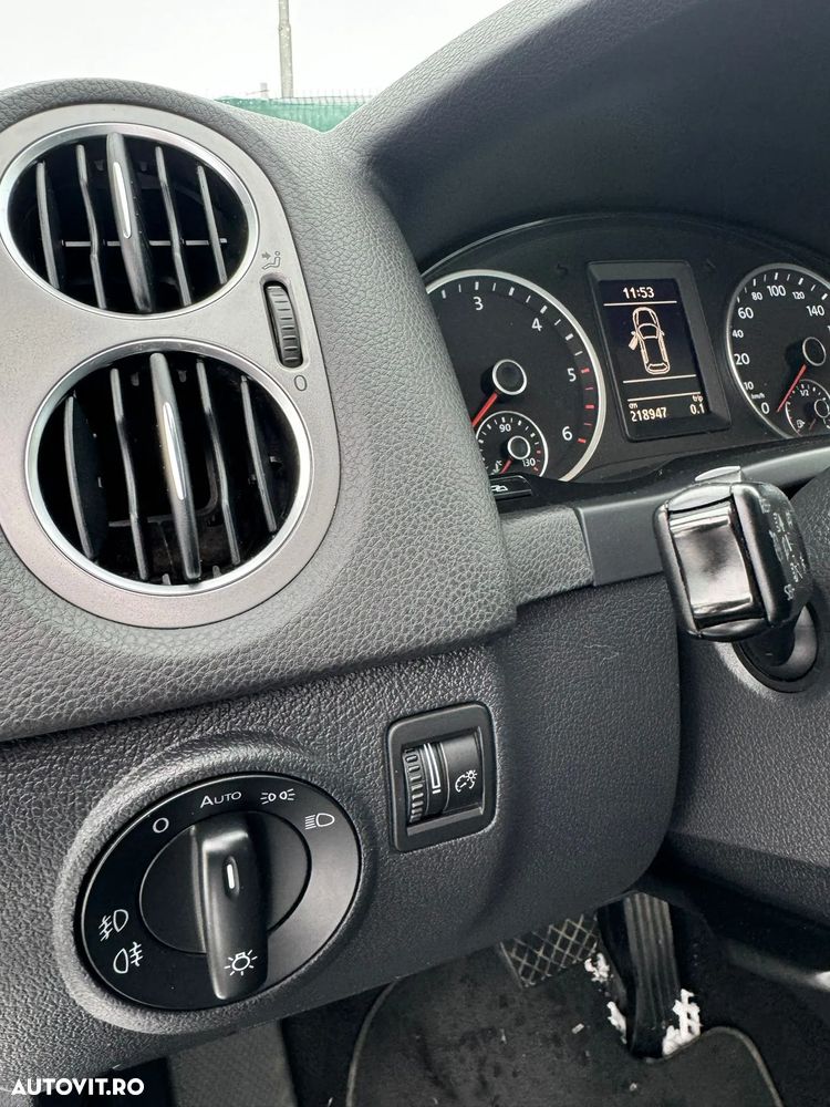 Volkswagen Tiguan 2.0 TDI DPF 4Motion DSG Sport & Style - 31