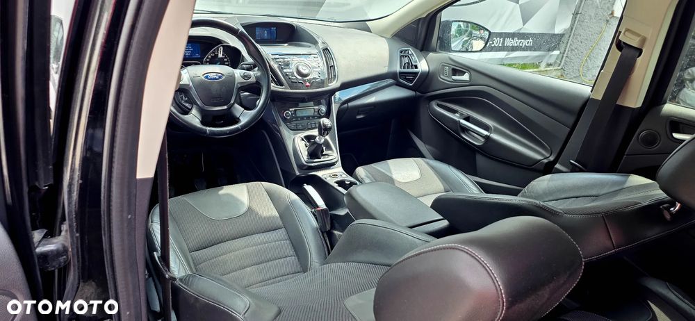 Ford Kuga 2.0 TDCi 4x4 Titanium - 16