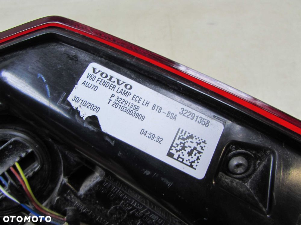 VOLVO V60 II 18- LAMPA TYL LEWA LED 32291358 EUROPA - 12