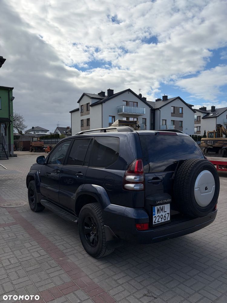 Toyota Land Cruiser - 5