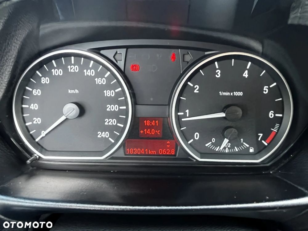 BMW Seria 1 116i - 14