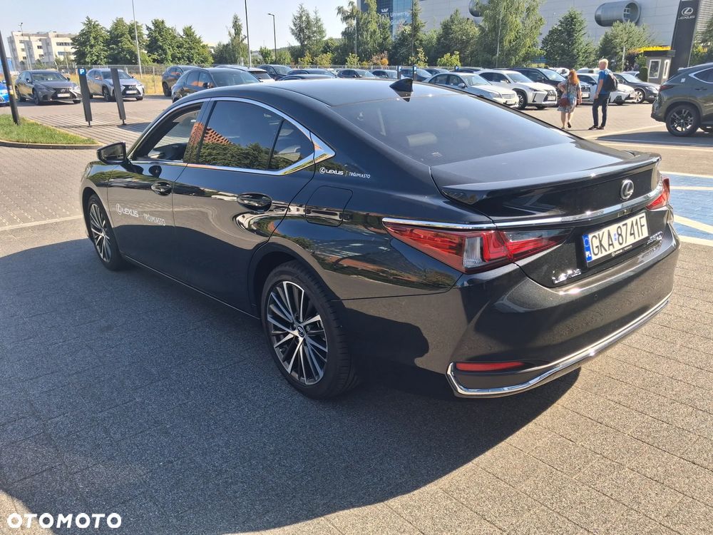 Lexus ES 300h Prestige - 6