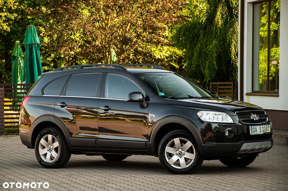 Chevrolet Captiva 2.4 2WD 7 Sitzer LS Family Edition - 11