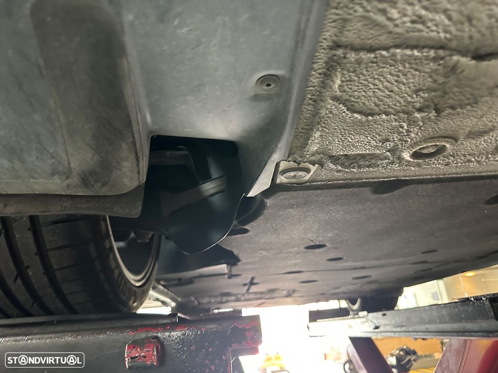 Porsche 911 (991) - 24