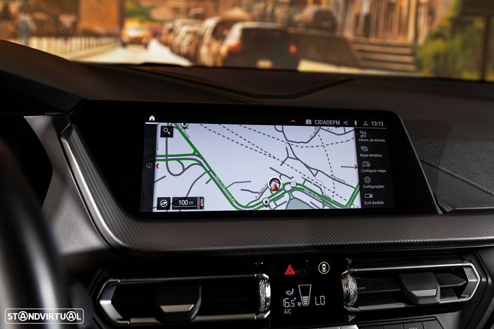 BMW 118 i Pack Desportivo M Auto - 22