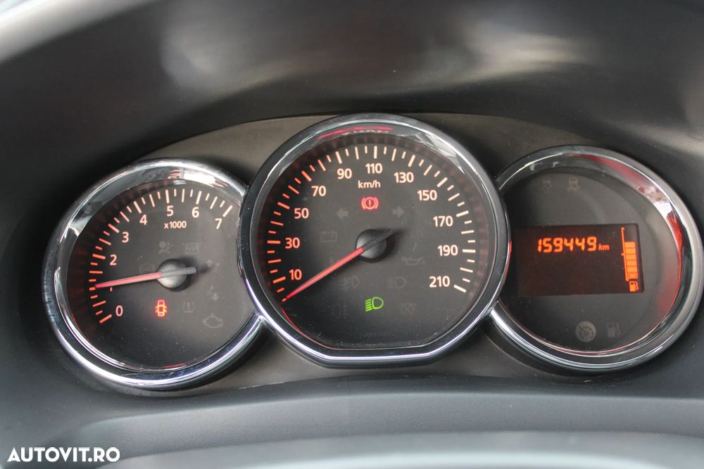 Dacia Logan TCe 90 Laureate - 16