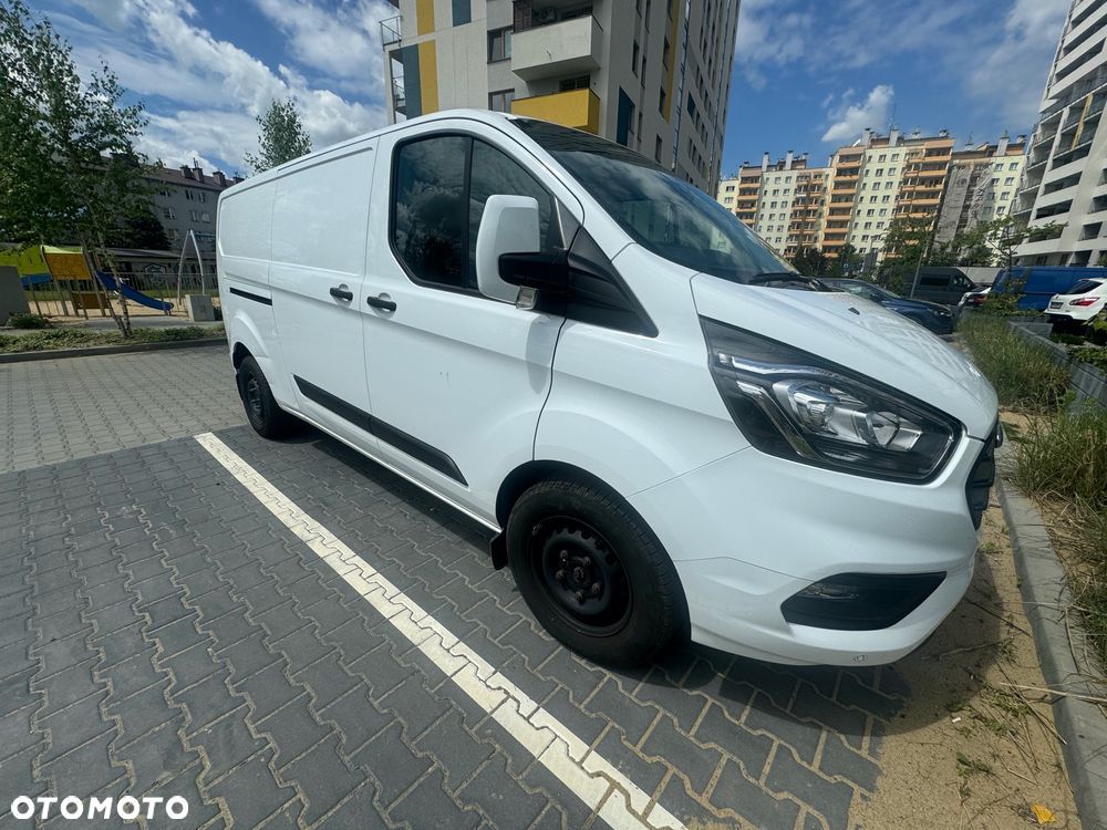Ford Custom - 2