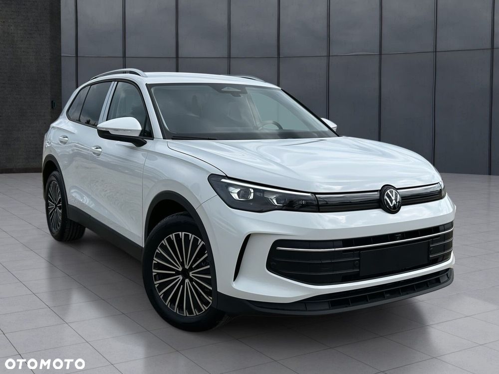 Volkswagen Tiguan - 9