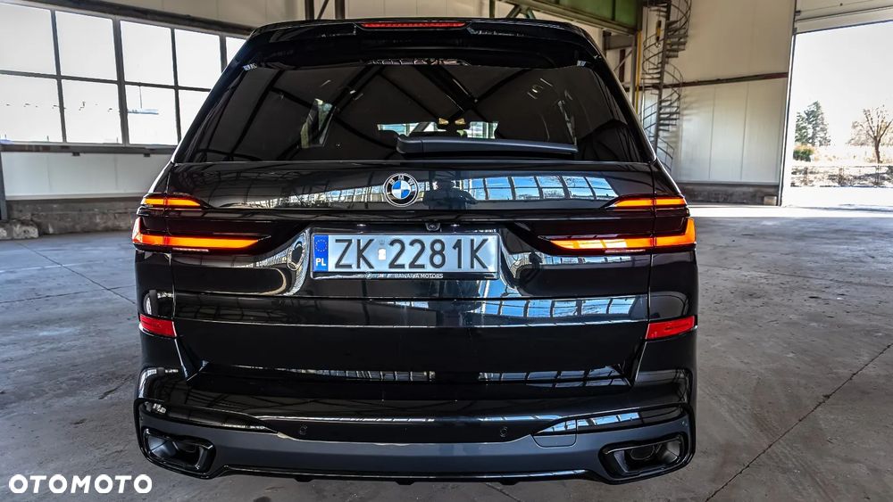 BMW X7 - 6