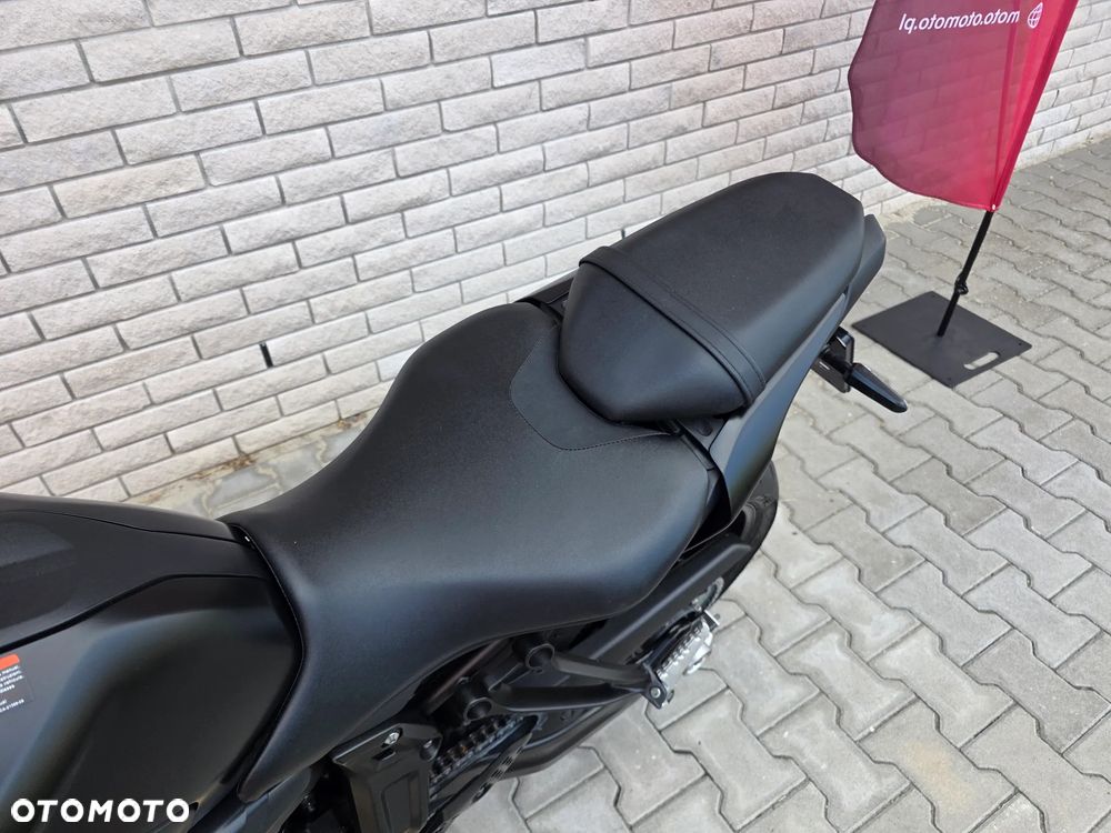 Yamaha MT - 11