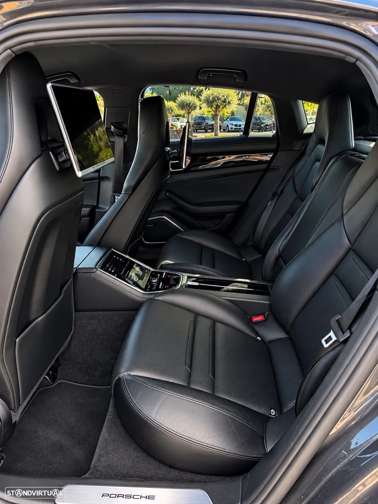 Porsche Panamera 4 E-Hybrid Platinum Edition - 21