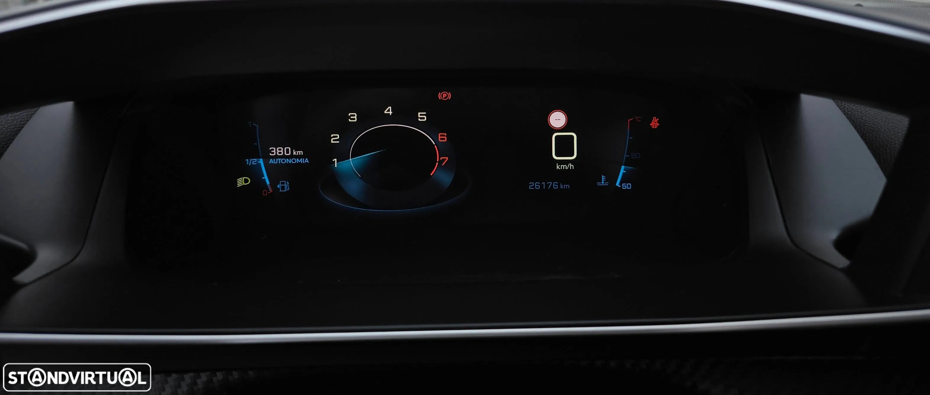 Peugeot 2008 1.2 PureTech Allure - 10