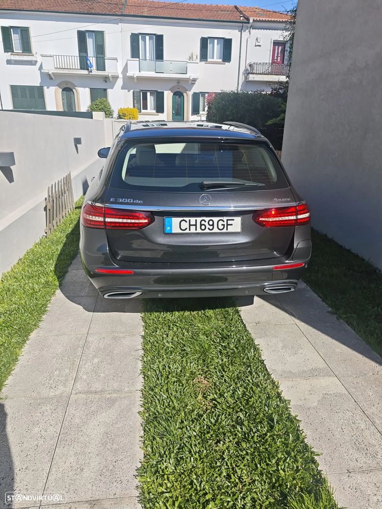 Mercedes-Benz E 300 - 31