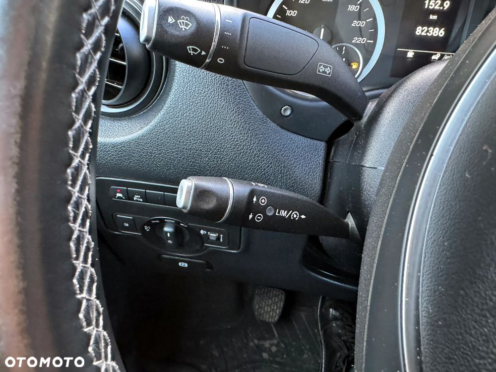 Mercedes-Benz Vito - 20