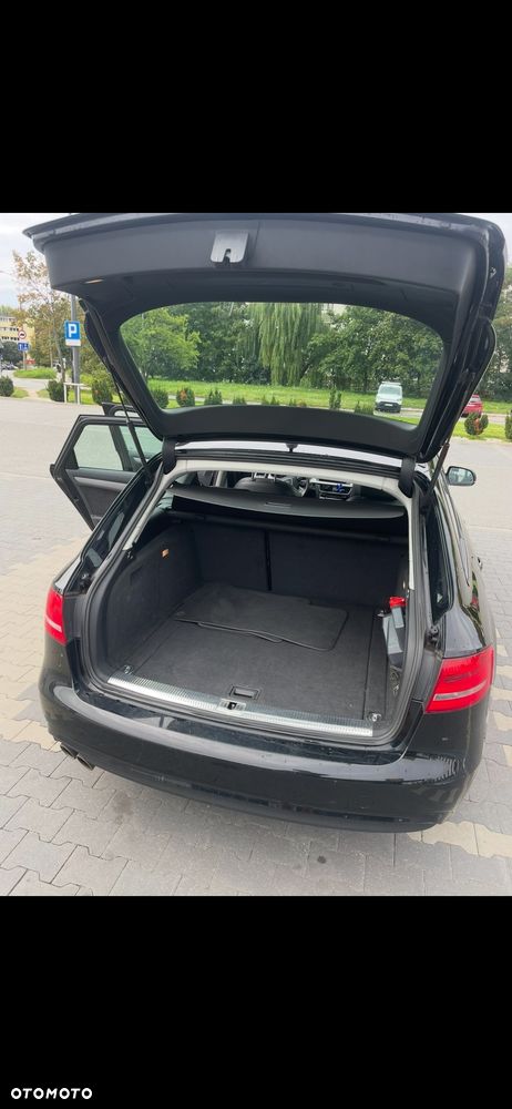 Audi A4 Avant 2.0 TDI DPF Attraction - 13