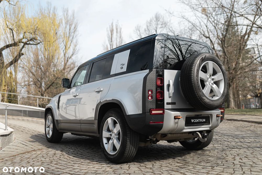 Land Rover Defender 3.0 P400 mHEV First Edition - 16
