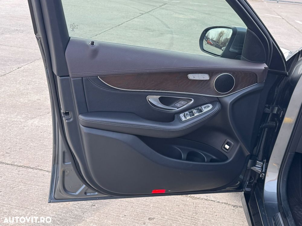 Mercedes-Benz GLC - 15