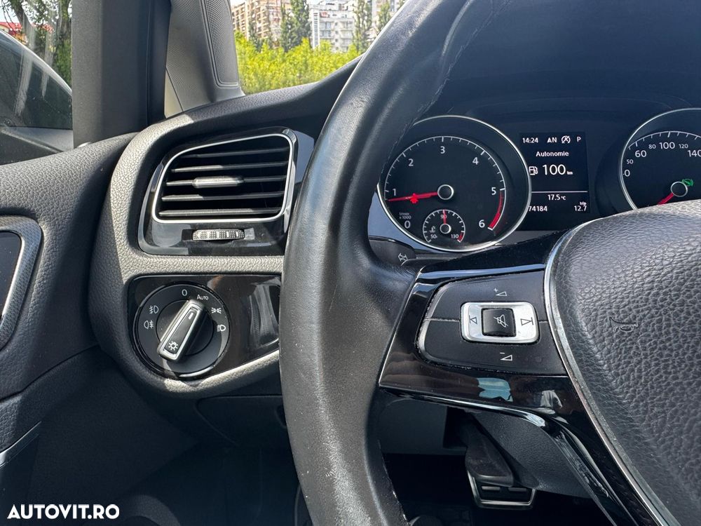 Volkswagen Golf 1.6 TDI SCR DSG Join - 12