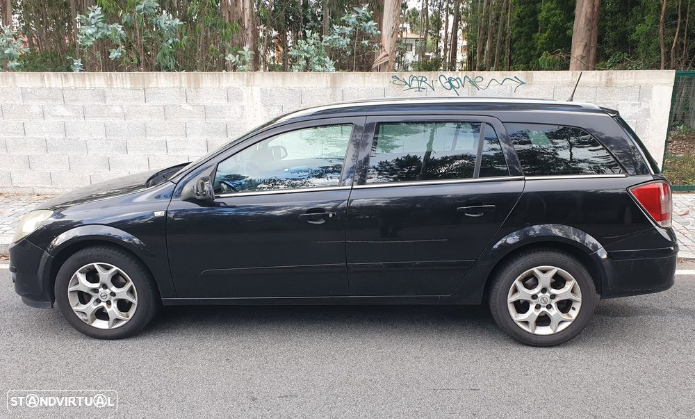 Opel Astra Caravan - 1