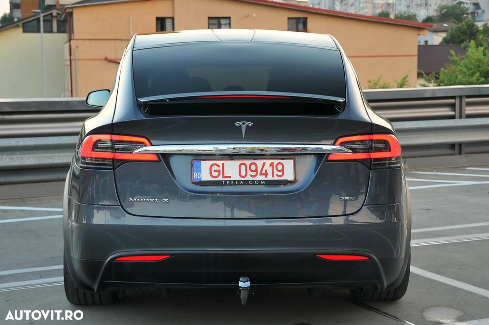 TESLA Model X 2018 — imagine 12