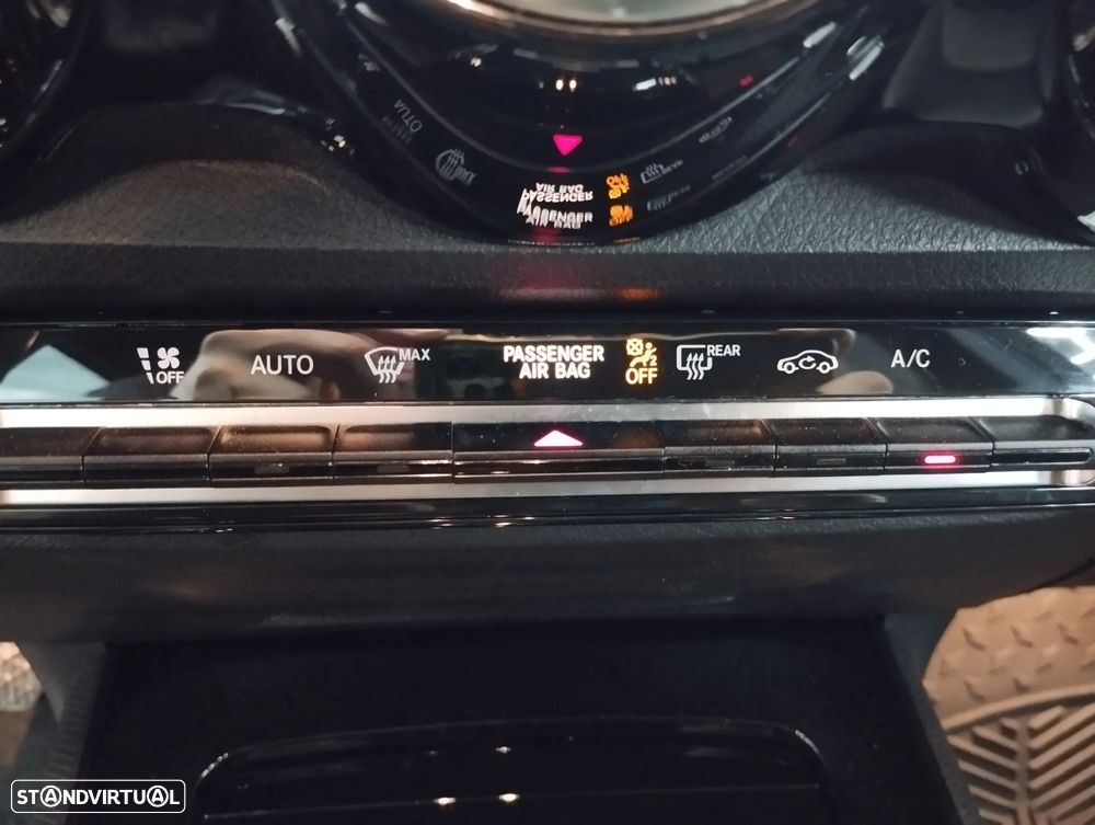 Mercedes-Benz GLB 180 d Style - 37