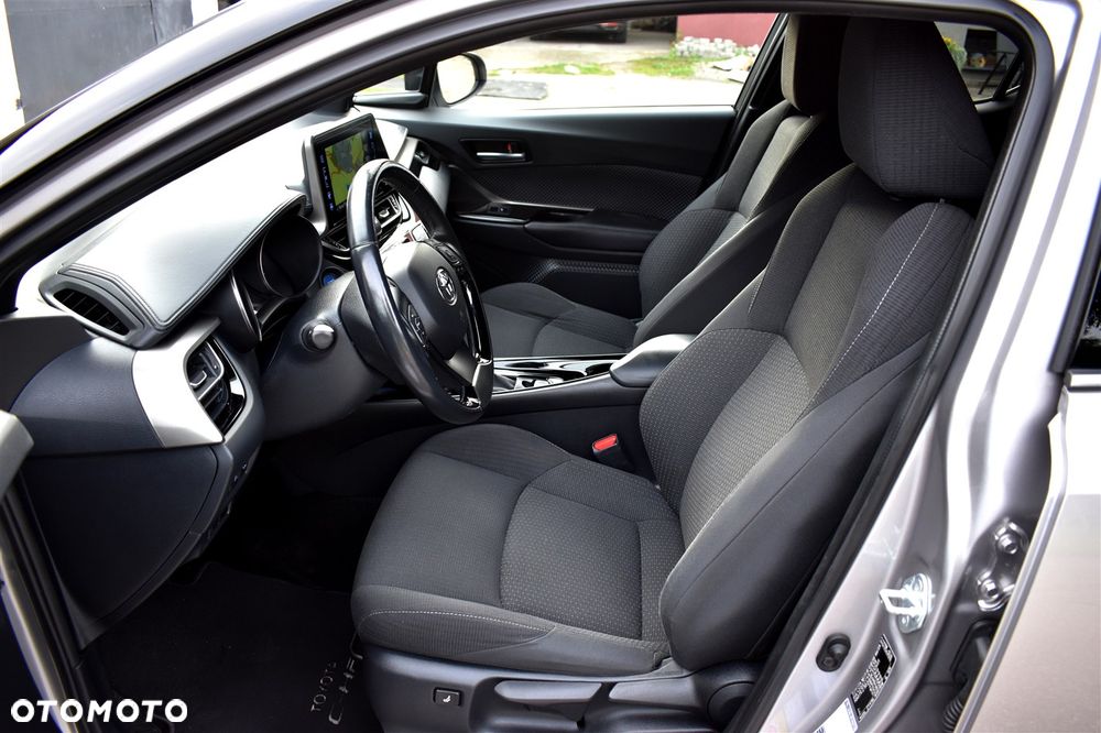 Toyota C-HR Style Selection - 11
