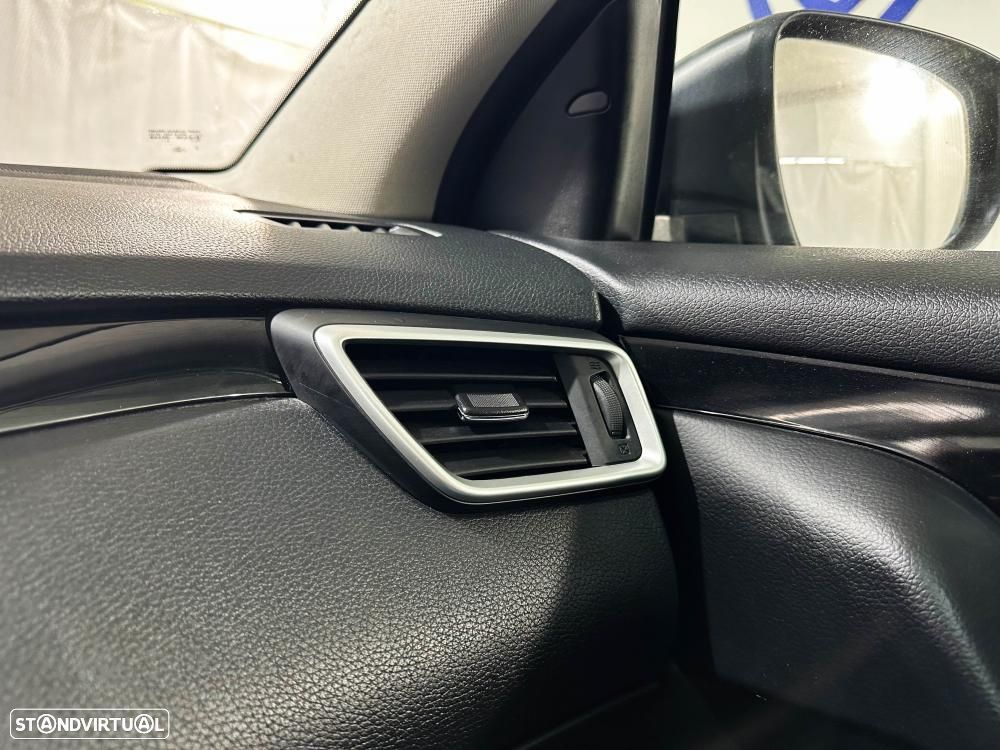 Nissan Qashqai 1.5 dCi Tekna Premium - 33