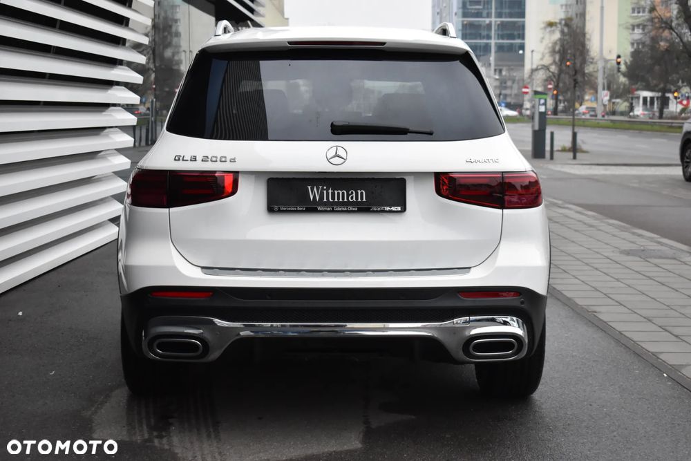 Mercedes-Benz GLB 200 d 4Matic 8G-DCT Edition AMG Line - 8