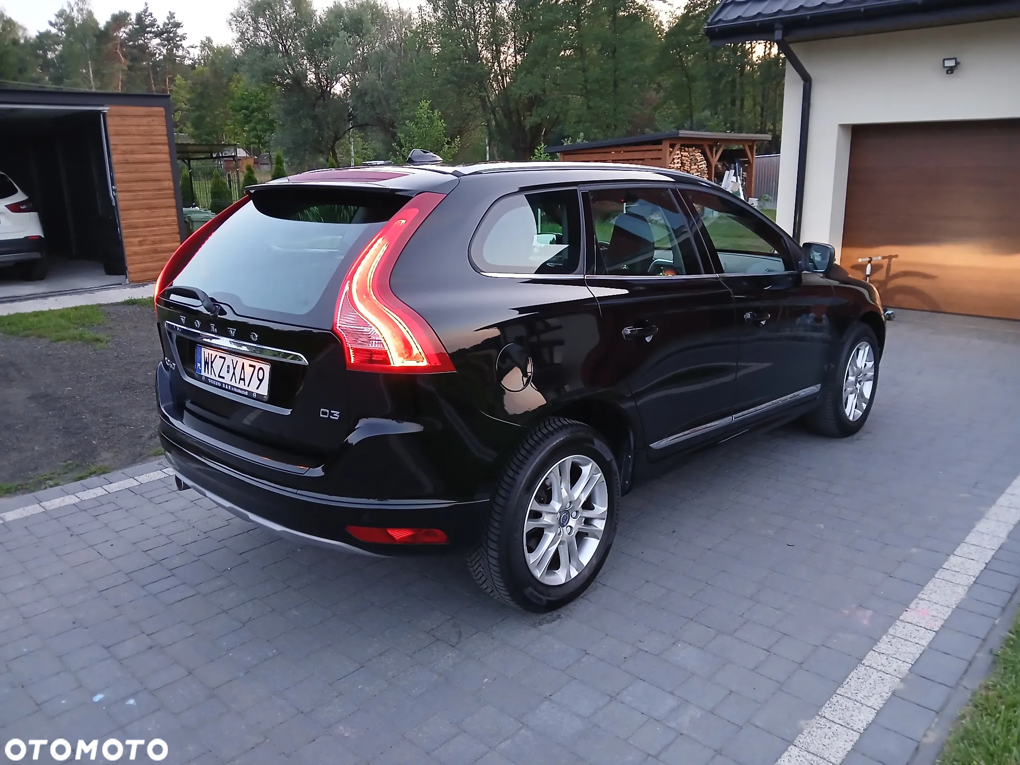 Volvo XC 60 D3 Drive-E Summum - 4