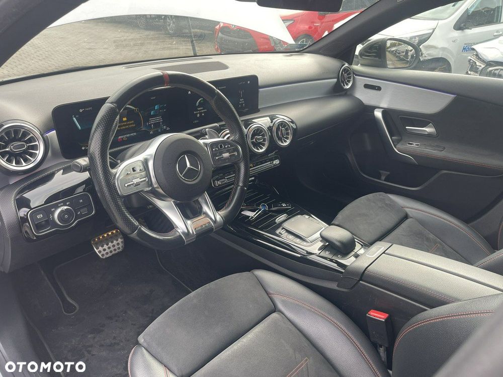 Mercedes-Benz Klasa A AMG 35 4Matic AMG Speedshift DCT 7G Edition 1 - 7