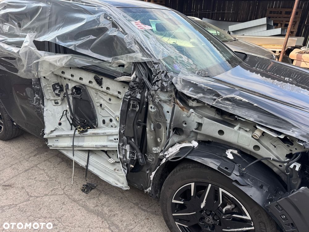 Peugeot 3008 1.2 PureTech mHEV Allure Pack S&S e-DCS6 - 21