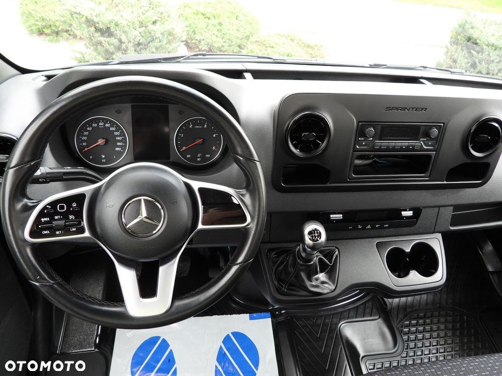 Mercedes-Benz SPRINTER 315 SKRZYNIA 8 PALET TEMPOMAT KLIMATYZACJA  150KM - 28