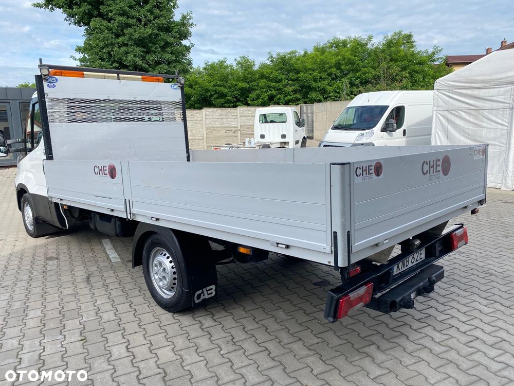 Iveco DAILY - 7