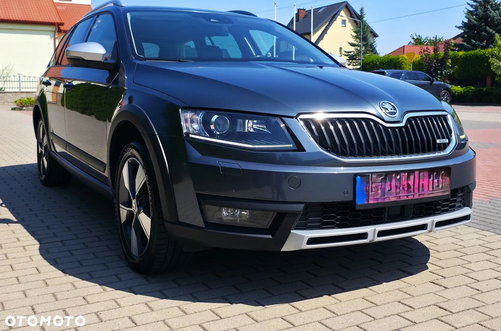 Skoda Octavia 2.0 TDI 4x4 DSG Scout - 19