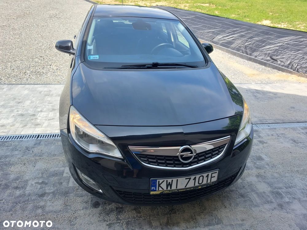 Opel Astra 1.7 CDTI DPF Cosmo - 8