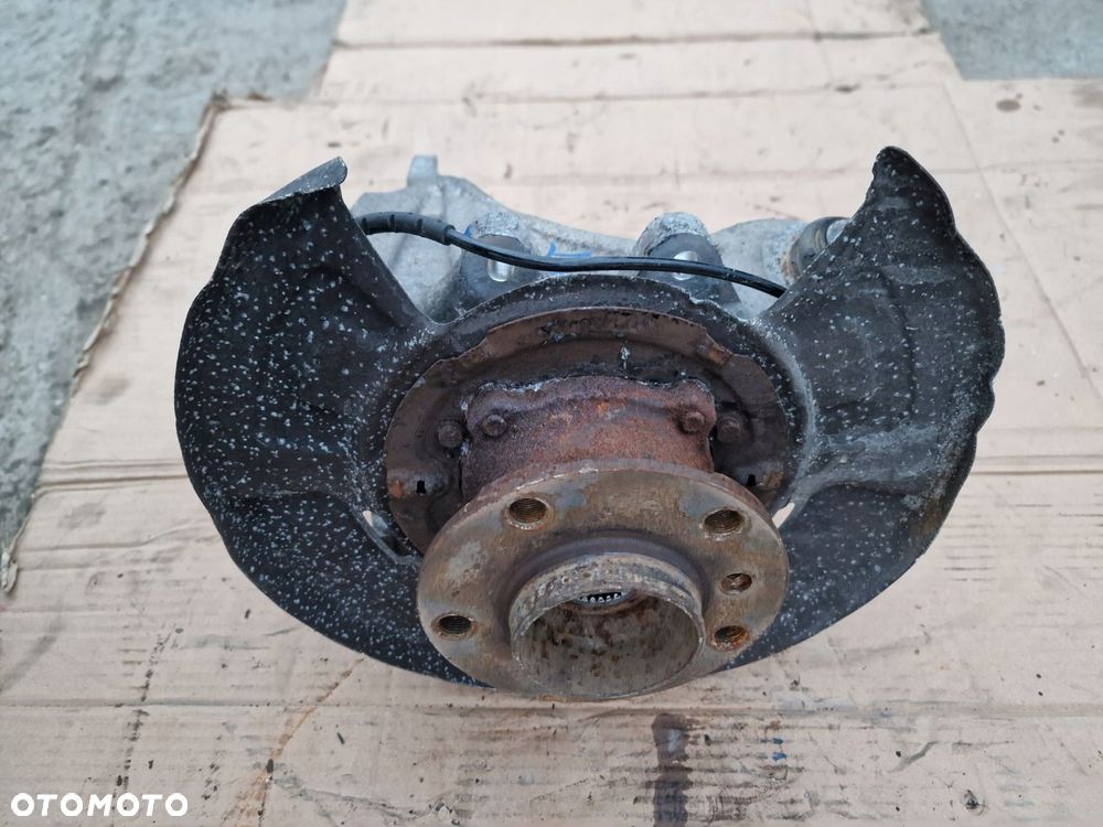 zwrotnica wahacz lewy tył 6770983 bmw e71 x6 - 2