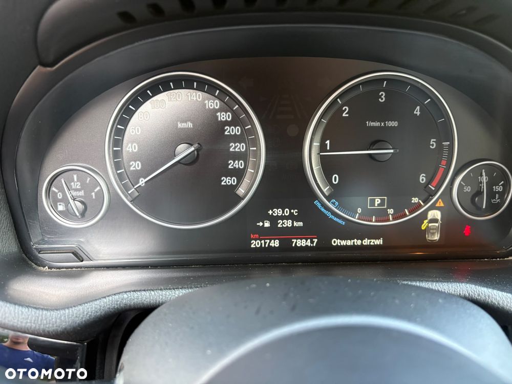 BMW X3 xDrive20d - 14