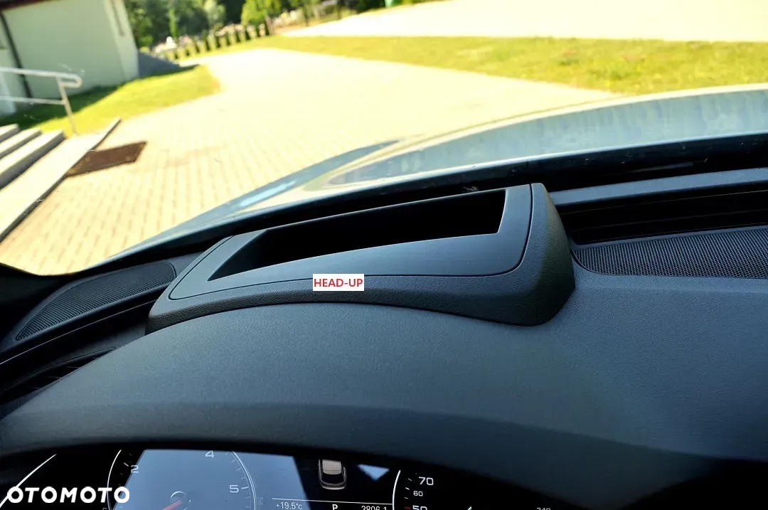 Audi A6 Avant 2.0 TDI Ultra DPF S tronic - 26