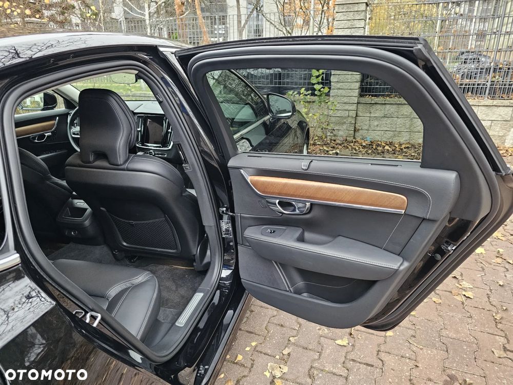 Volvo S90 D4 Inscription - 32