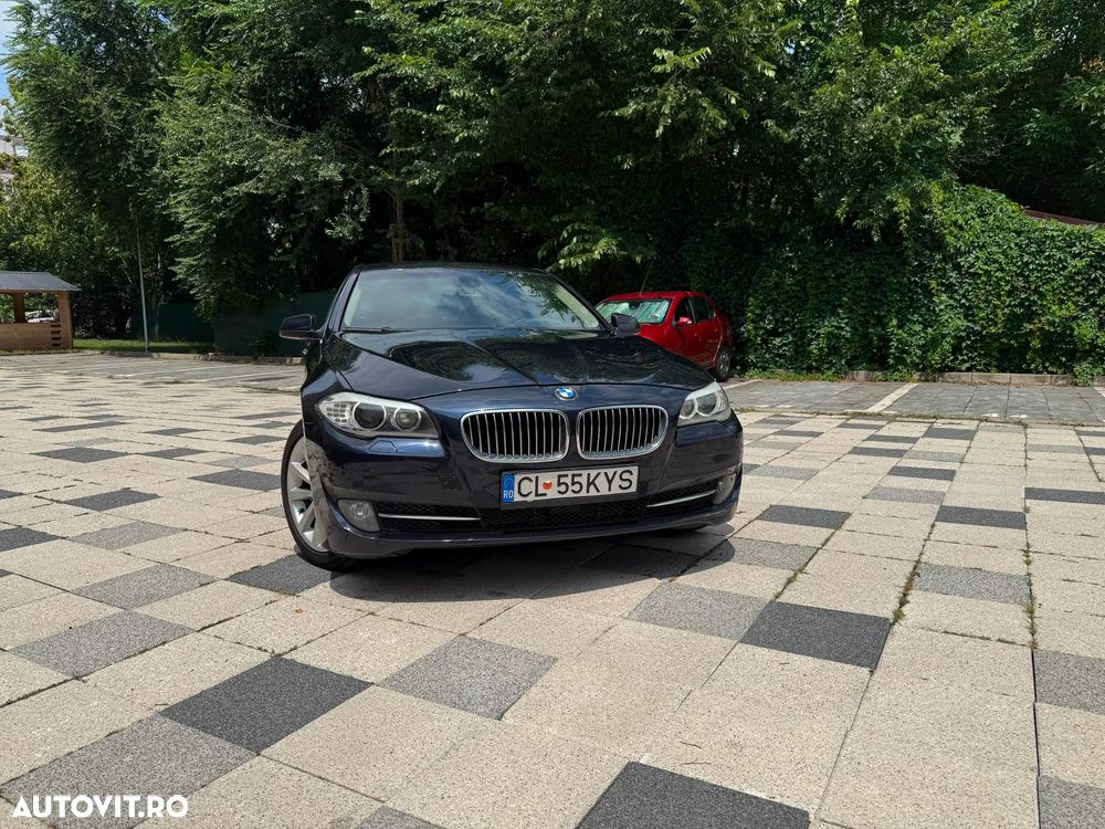 BMW Seria 5 525d xDrive - 3