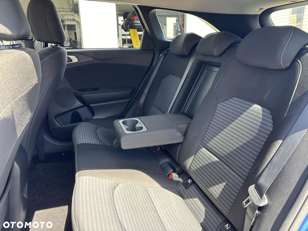Kia Ceed 1.5 T-GDI M DCT - 16