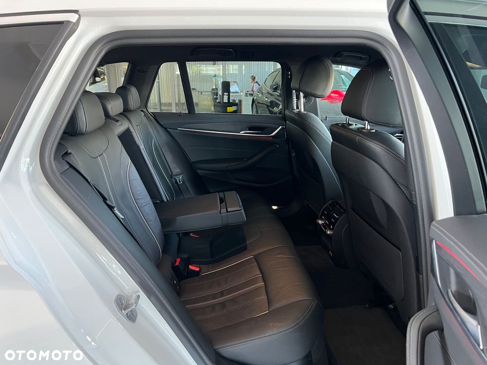 BMW Seria 5 520d mHEV Luxury Line - 37
