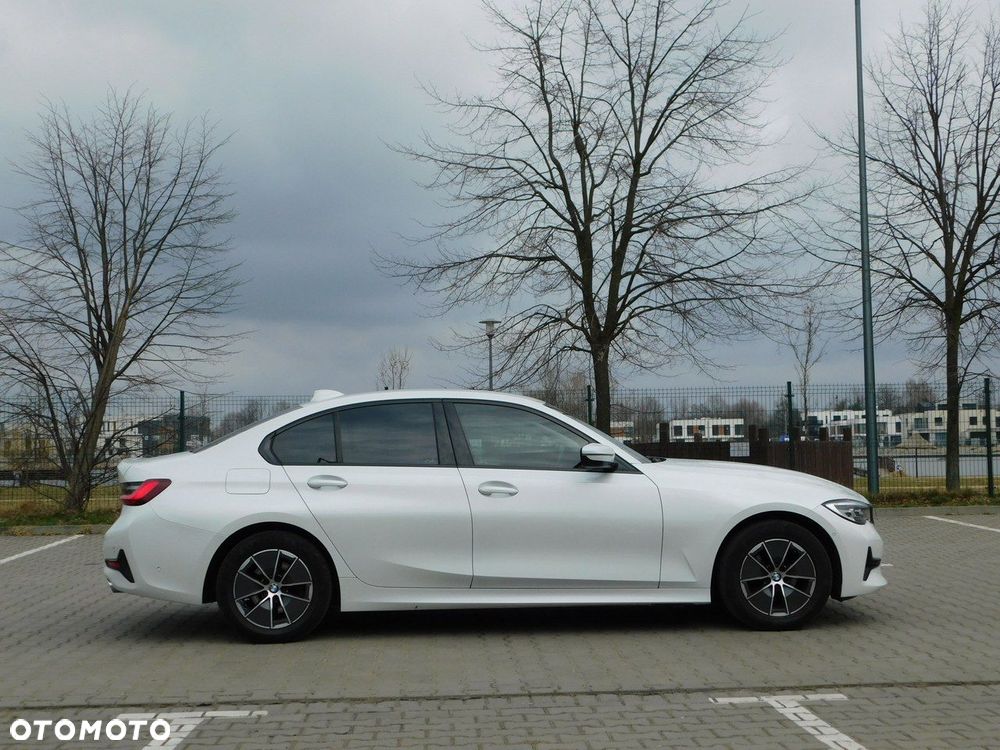 BMW Seria 3 - 38