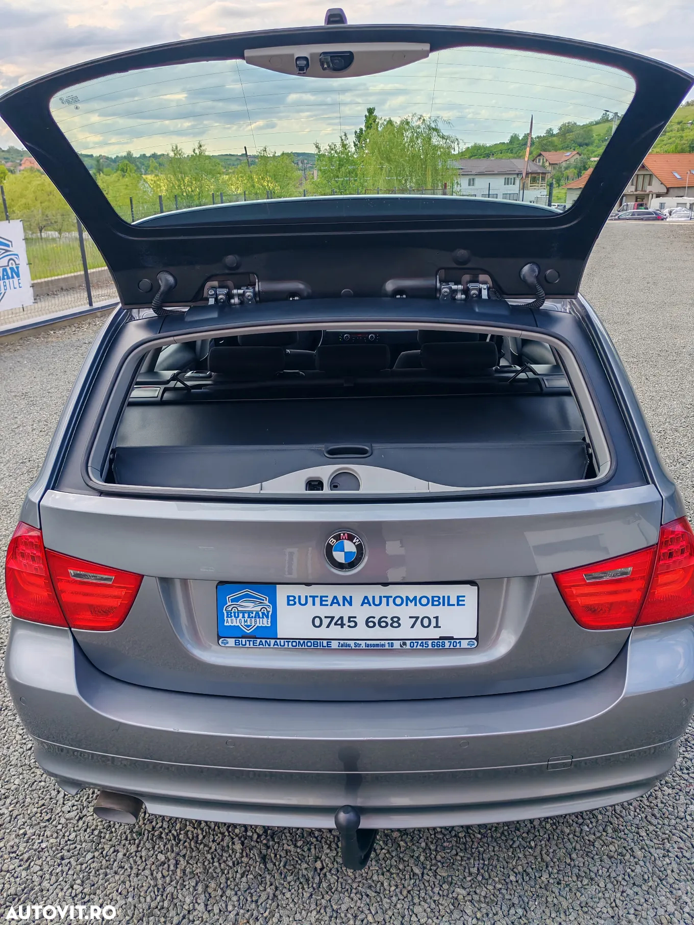 BMW Seria 3 318d Touring Aut. Modern Line - 29